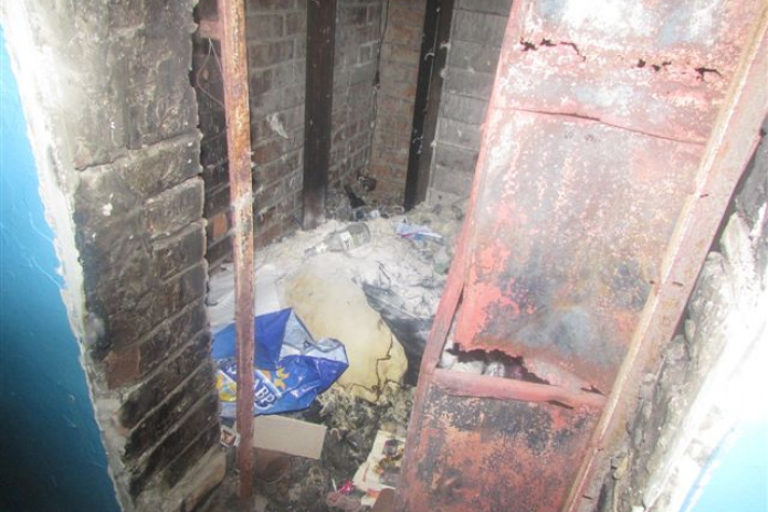 Откройте, пожарные!